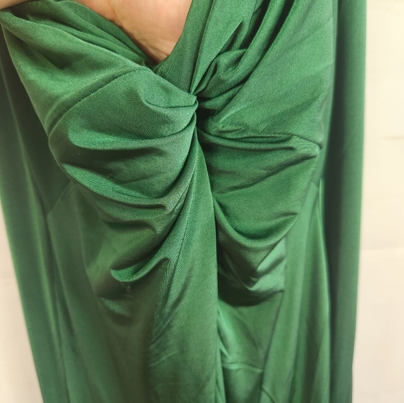 Alamour The Label Alyona Jersey Stretch Maxi Formal Gown Emerald Green Small - Picture 4 of 11